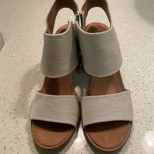 Toms Majorca Cutout Sandal